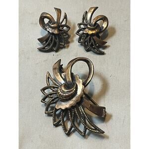 Rebajes Vintage Copper MCM Brooch & Earrings Abstract Bow